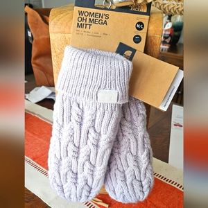 NEW~North Face  "0H Megga" Lavender Fog Cozzy Mitten
